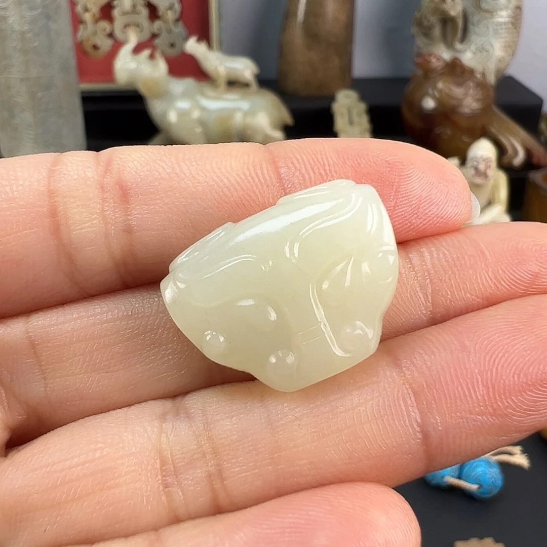 未镶嵌和田玉挂件