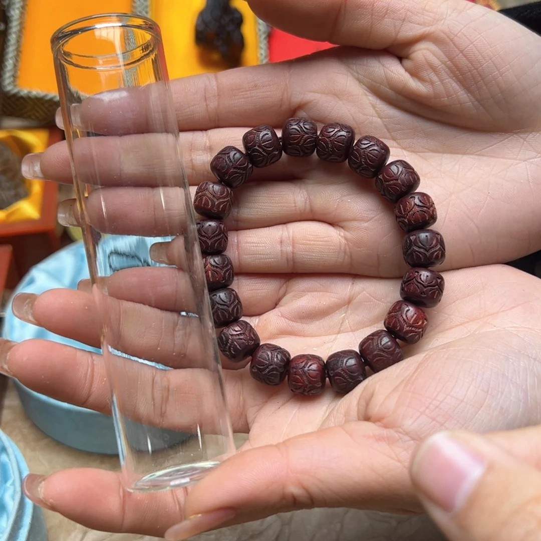 大叶紫檀（黑酸枝木类）