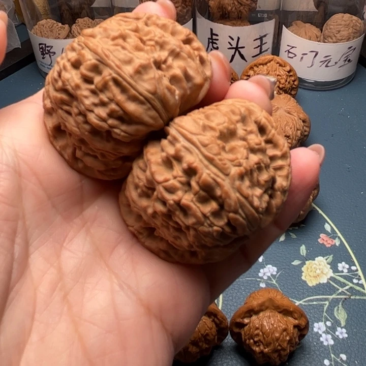 文玩核桃把件我****月46闷白