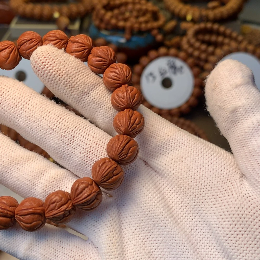 天***启桃核手串秦岭龙纹