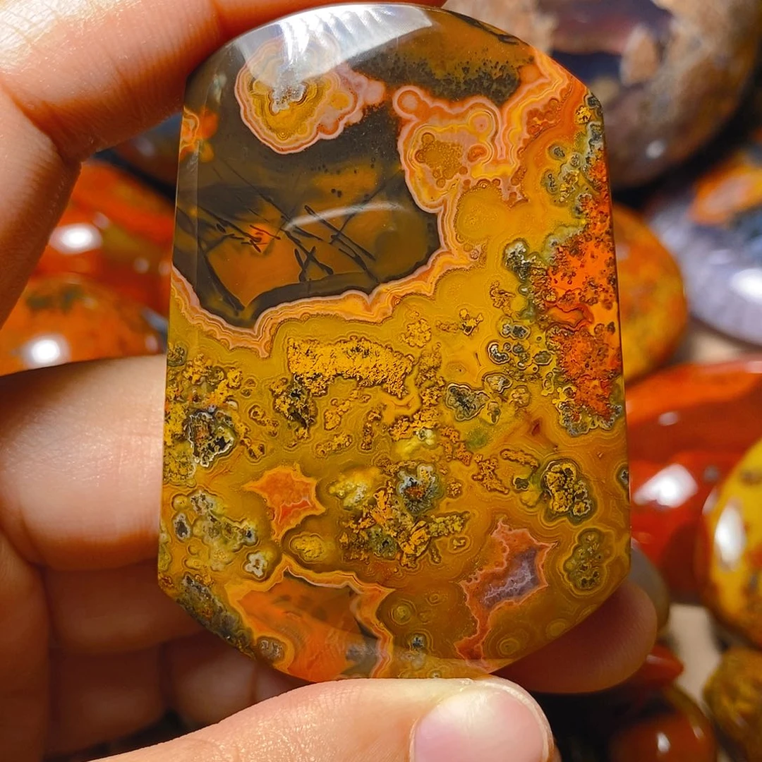 未镶嵌颈饰玛瑙/玉髓美****a