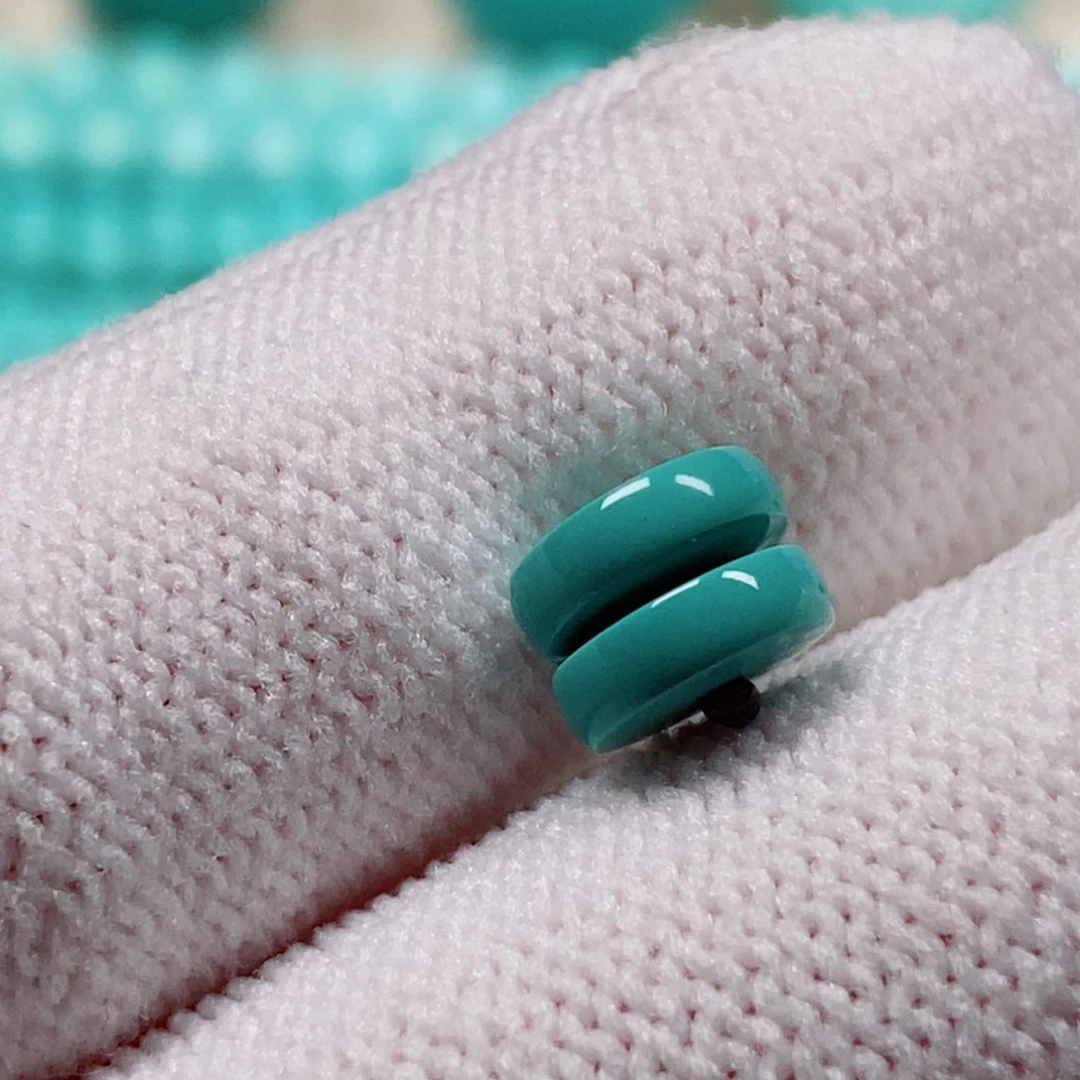 绿松石未镶嵌原矿绿松石