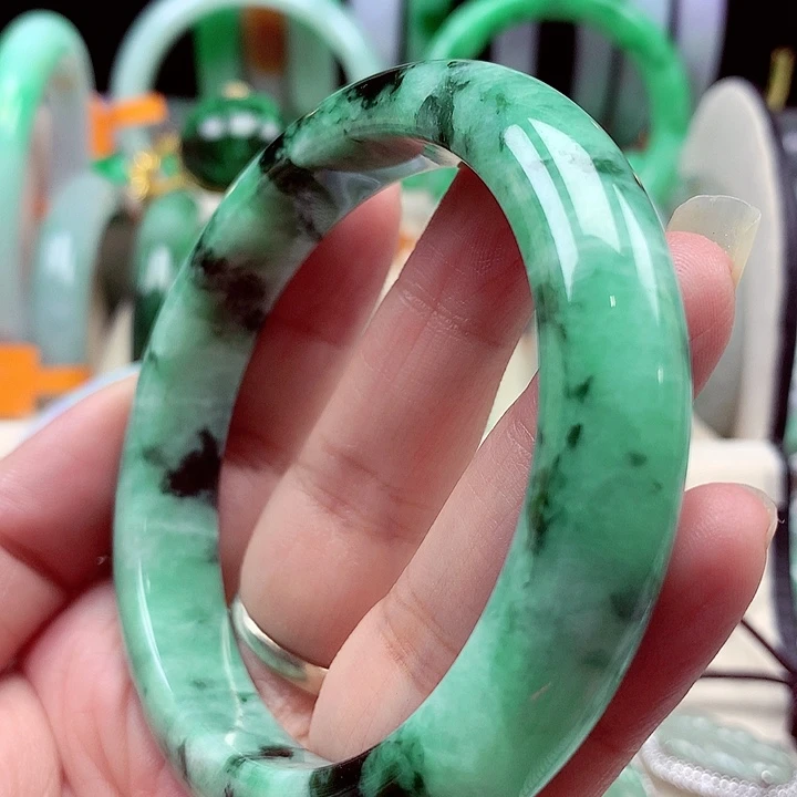 未镶嵌手镯翡翠翡翠