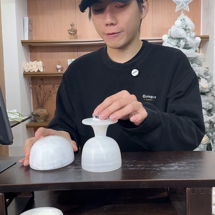 石材921。 水母灯。