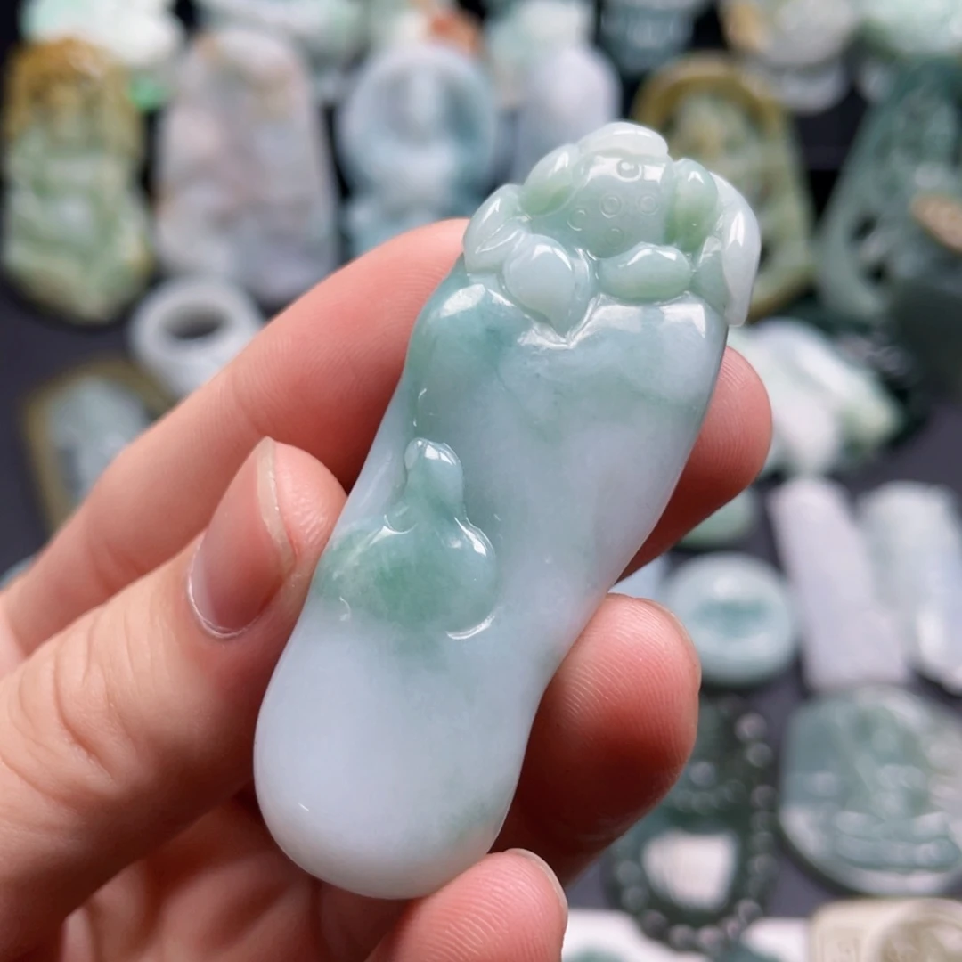 颈饰未镶嵌翡翠翡翠