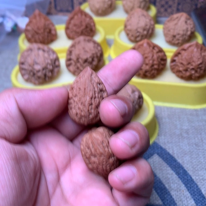 桃核把件F*.鸡心好看