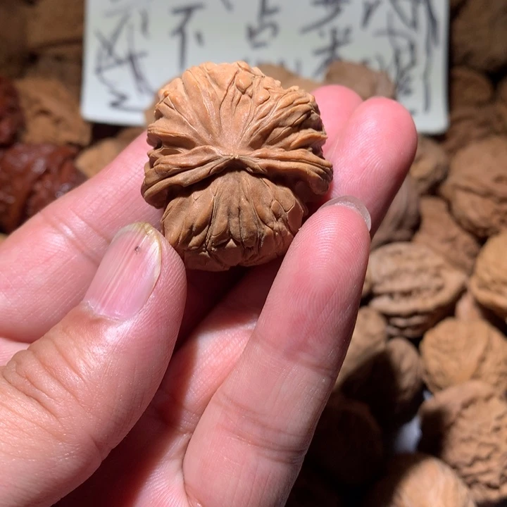 鸿***文玩核桃吊坠文玩核桃单只