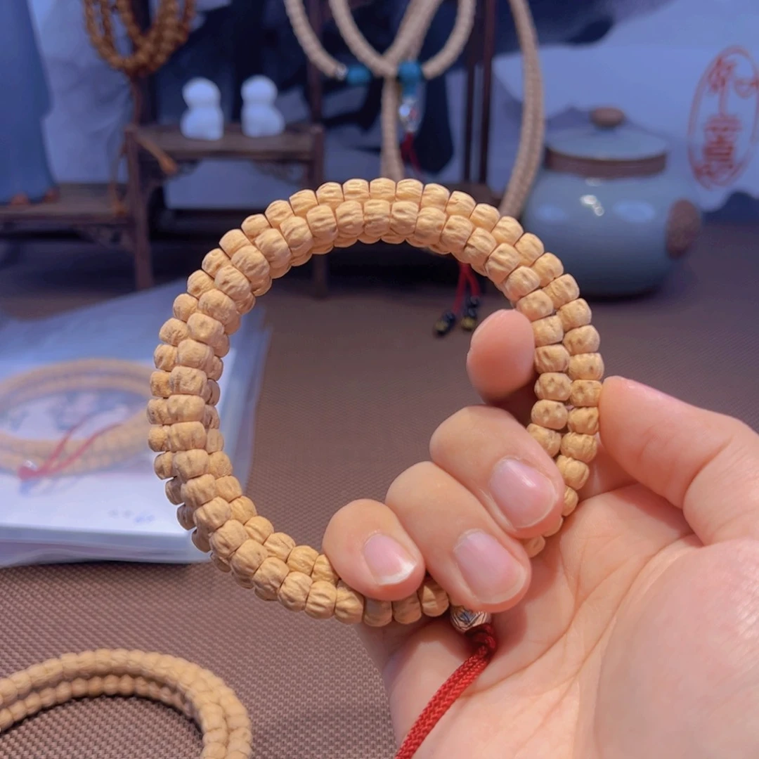 柏香籽/百香籽吊坠小**?