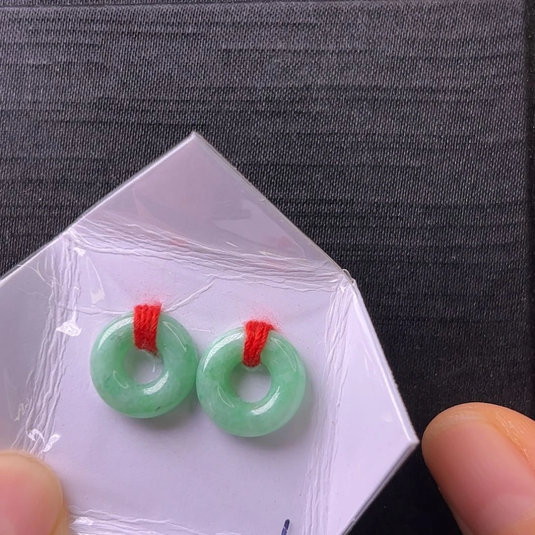 翡翠未镶嵌耳饰圈圈