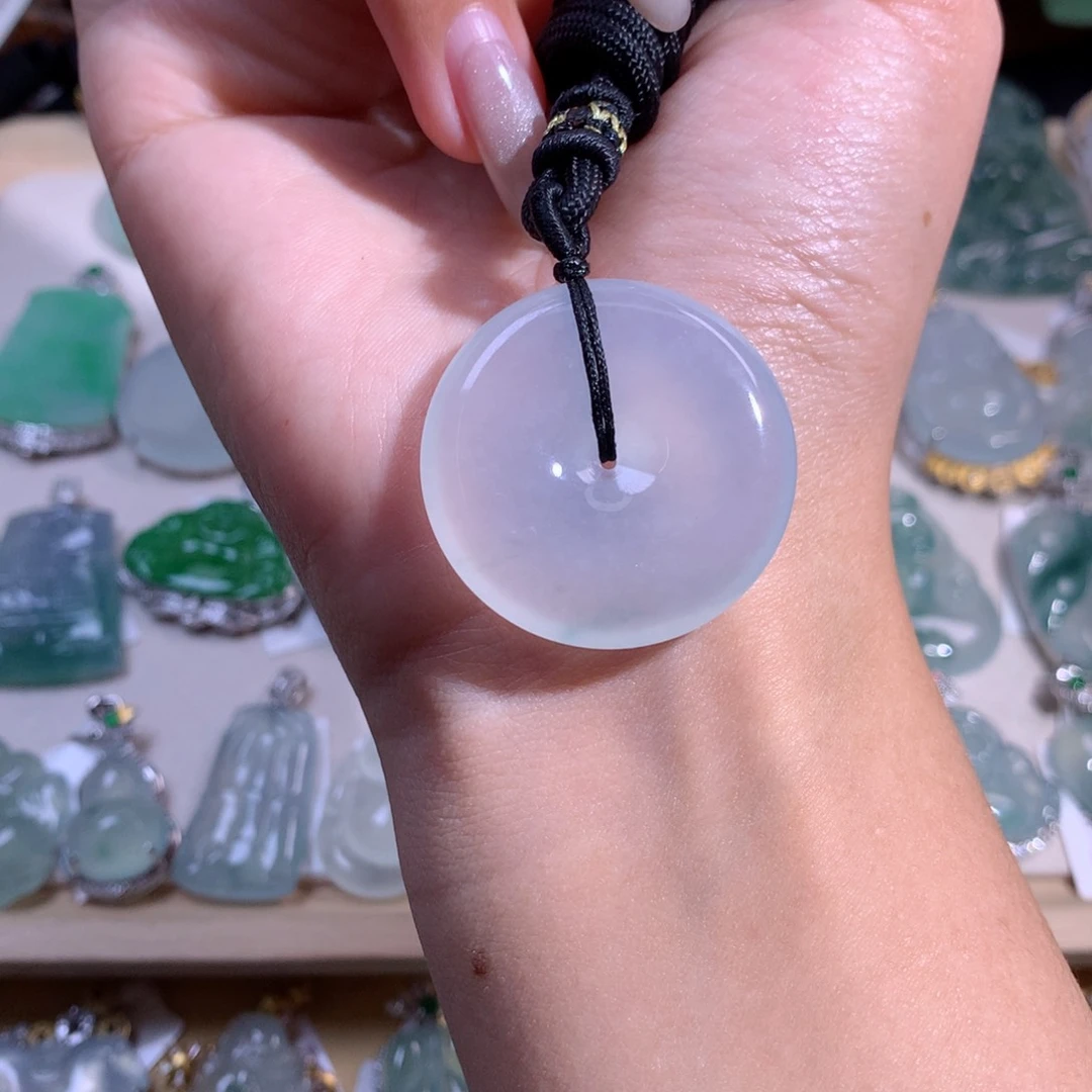 翡翠吊坠(不含链)未镶嵌31.5-6.4