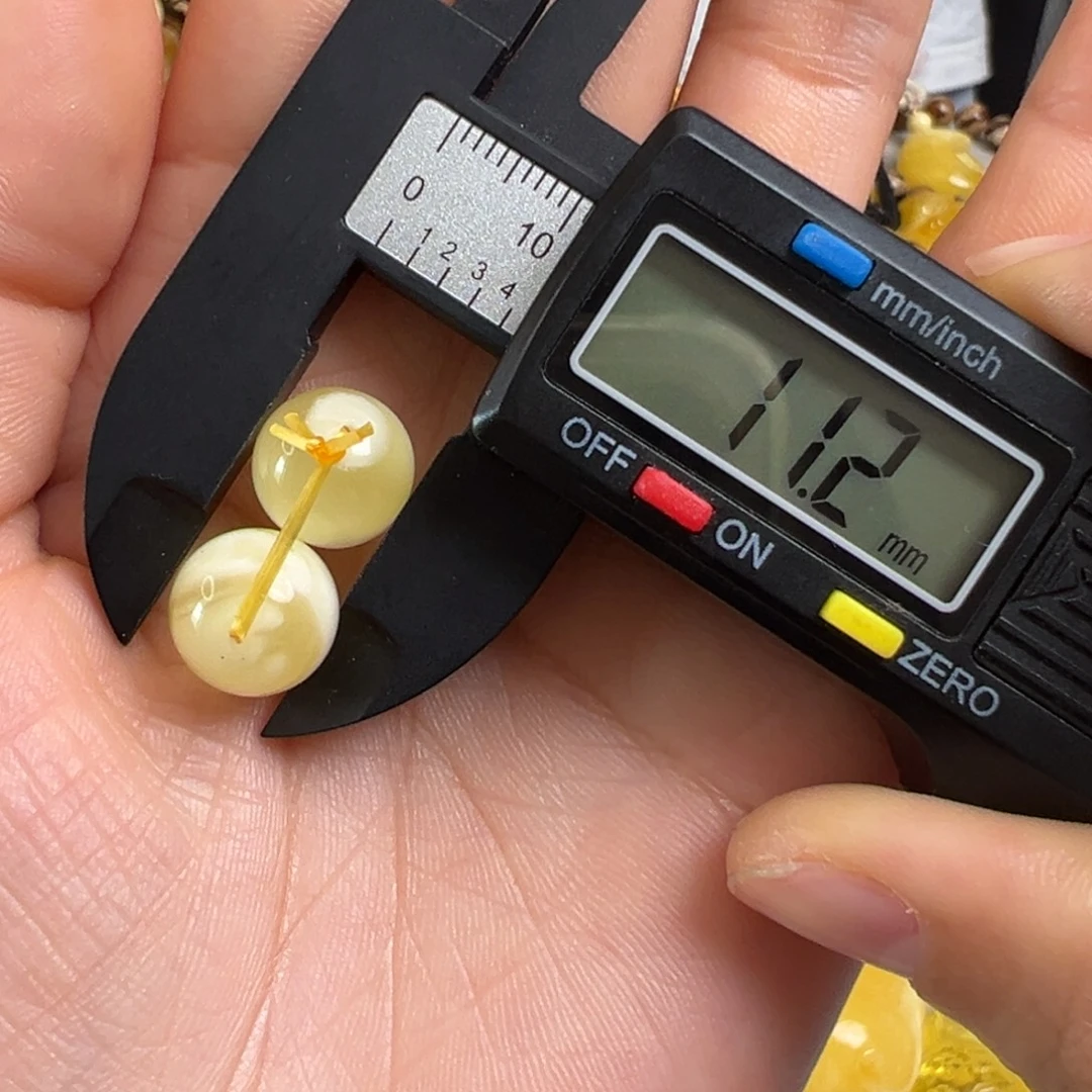 蜜蜡未镶嵌裸石蜜蜡