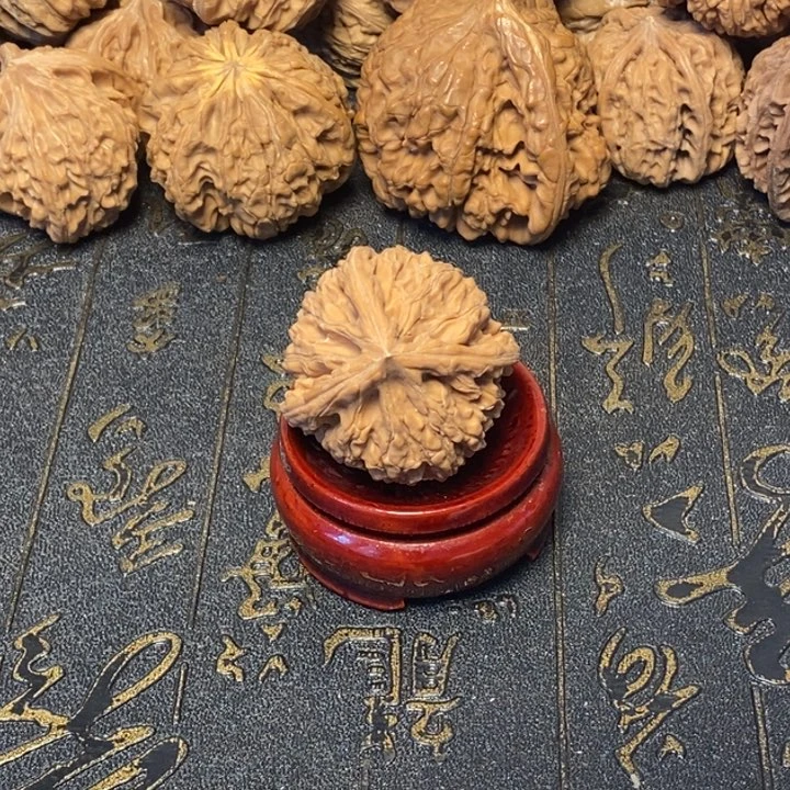 北***゛文玩核桃吊坠文玩核桃异形单只