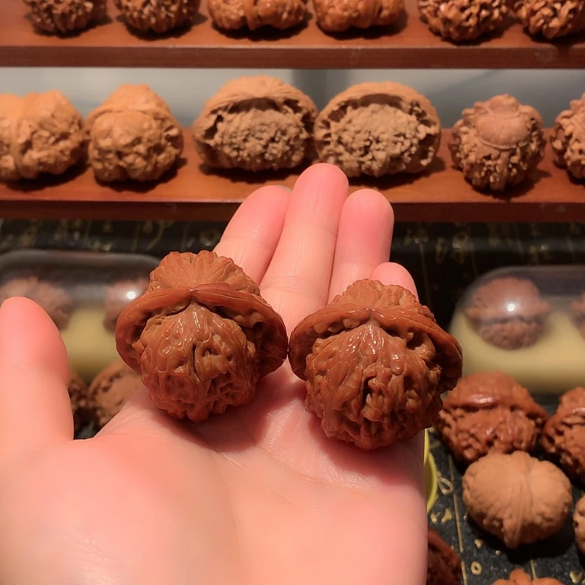 【闪购商品】文玩核桃把件多*白狮子40