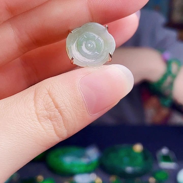 翡翠银S925镶嵌颈饰多样性