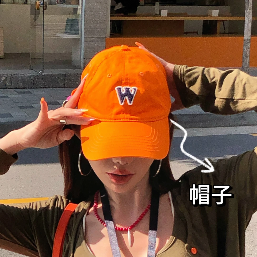 婉君LI【W字母帽】刺绣百搭休闲韩系百搭通用软顶帽子LWJ23A1S484