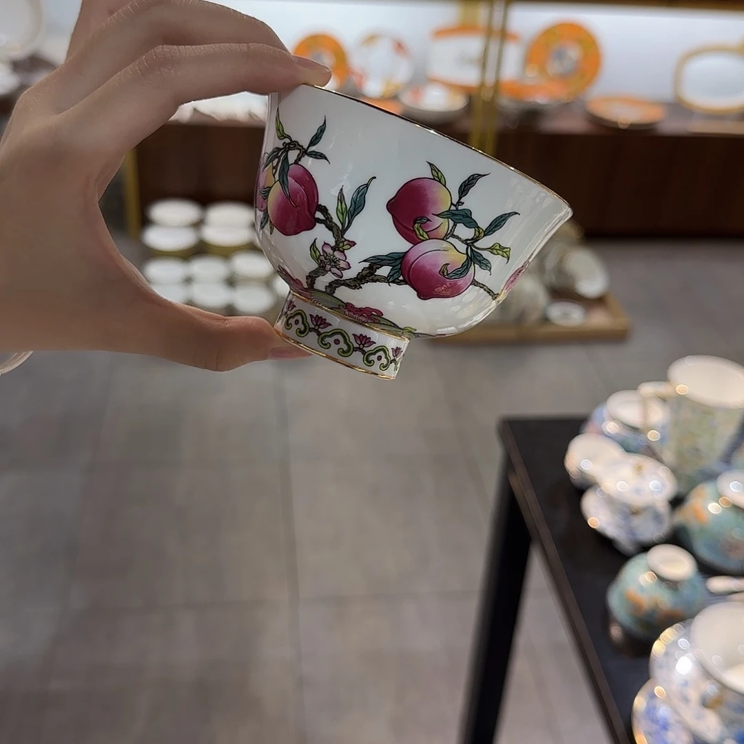 珐琅彩工艺品瓷器