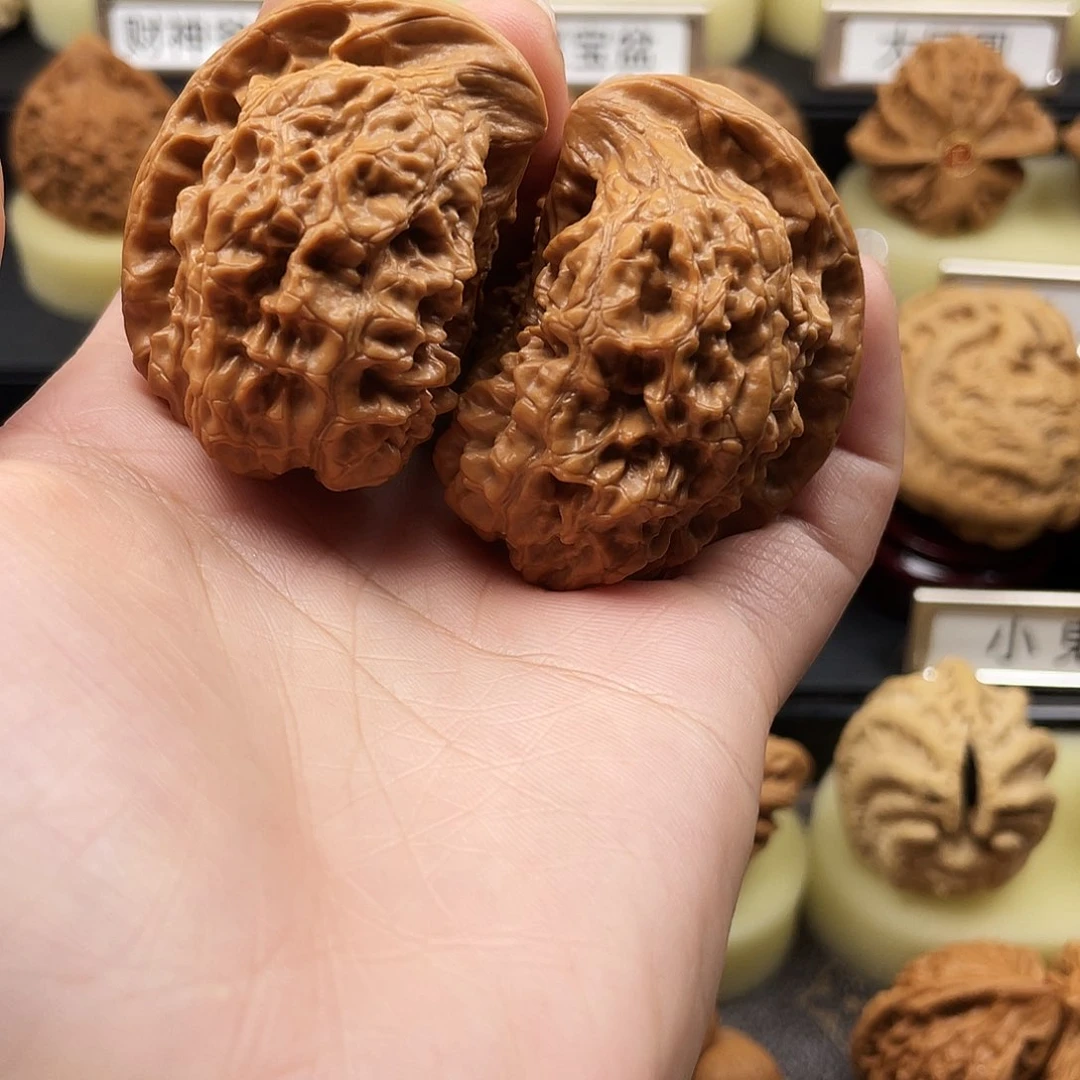 文玩核桃把件港*座山雕363