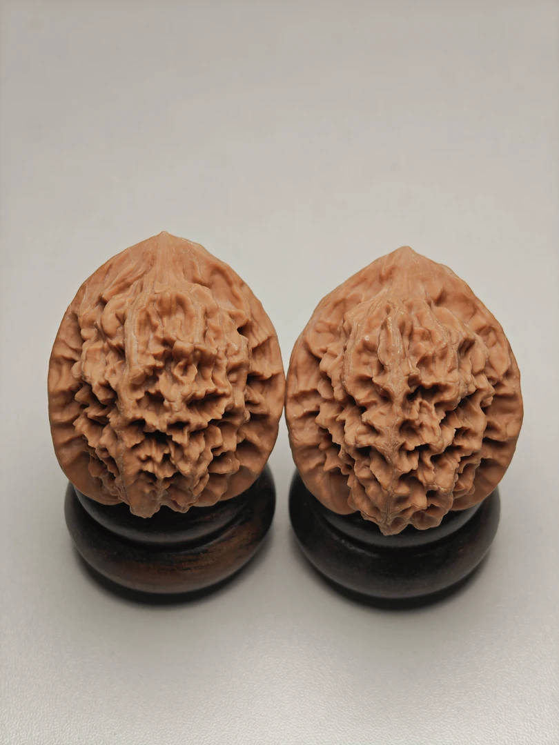 【收藏对】老罗汉头-边40-文玩核桃把件