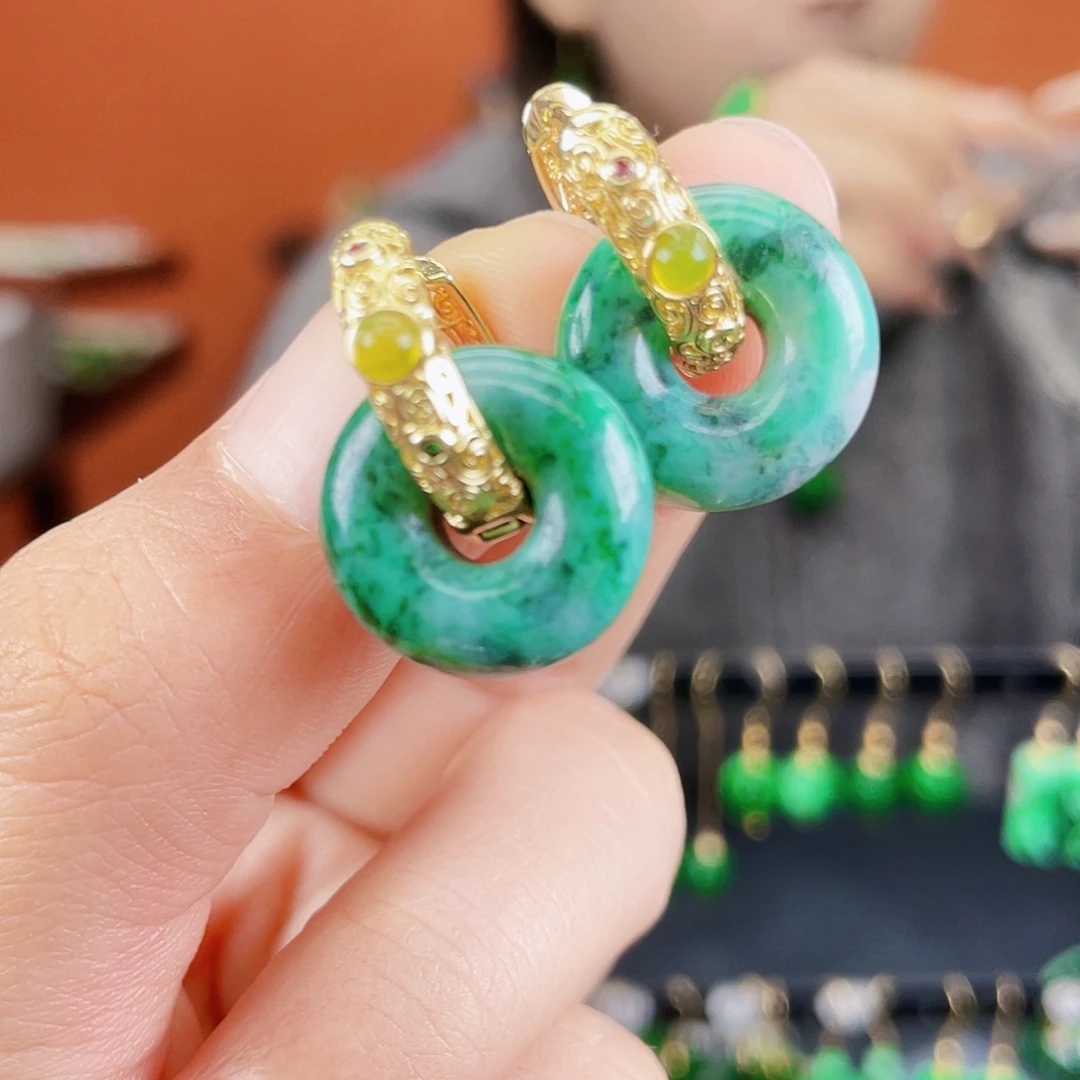 翡翠未镶嵌耳饰饰品