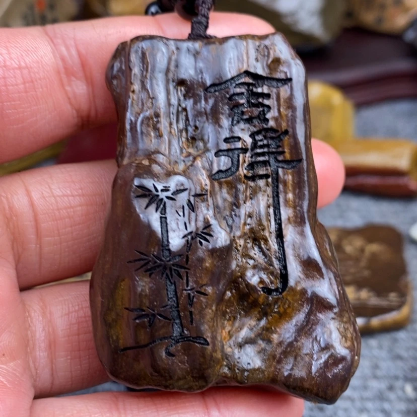 【闪购商品】原石雕刻手把件