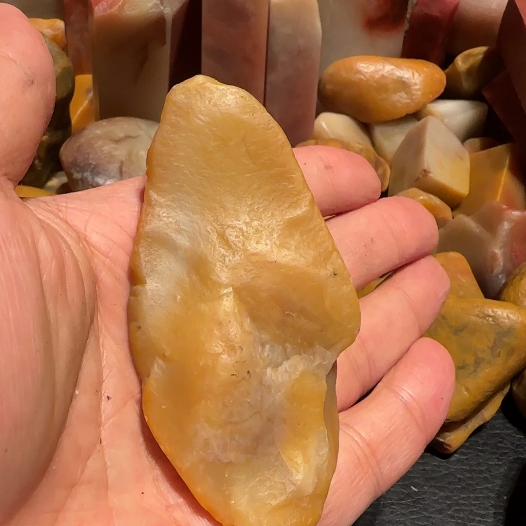 老挝石老挝，原石，田黄