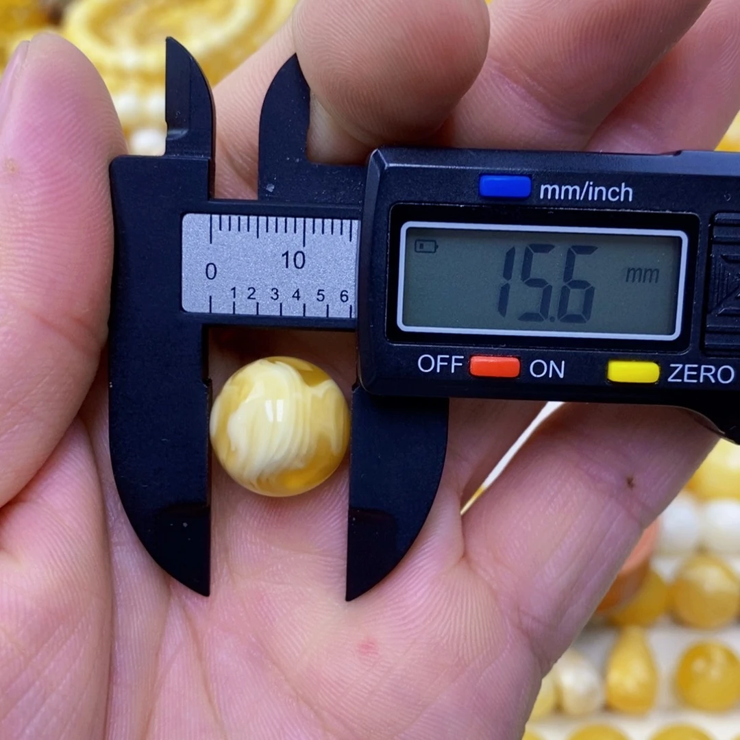 玄***悟琥珀未镶嵌珠宝奇石