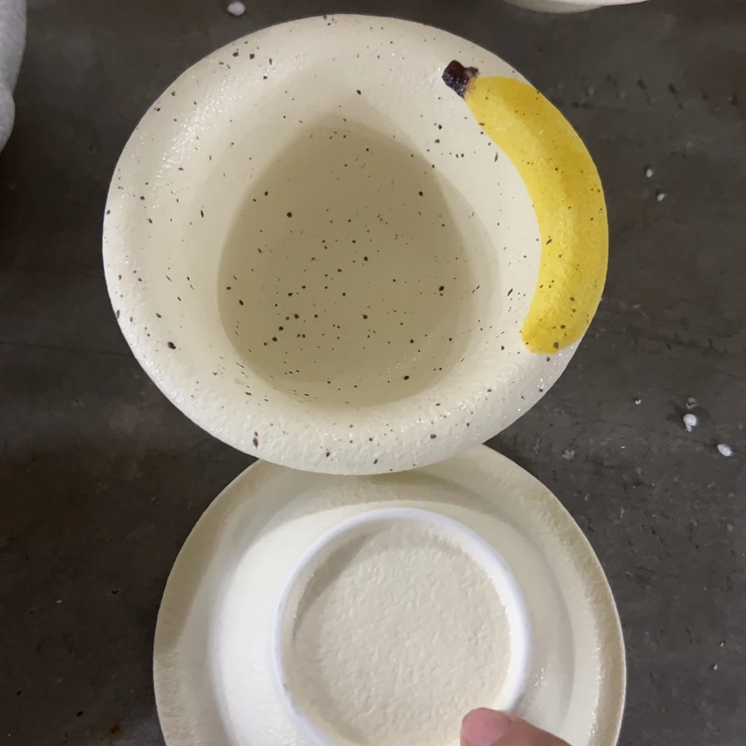 搪瓷瑕疵香蕉碗两个