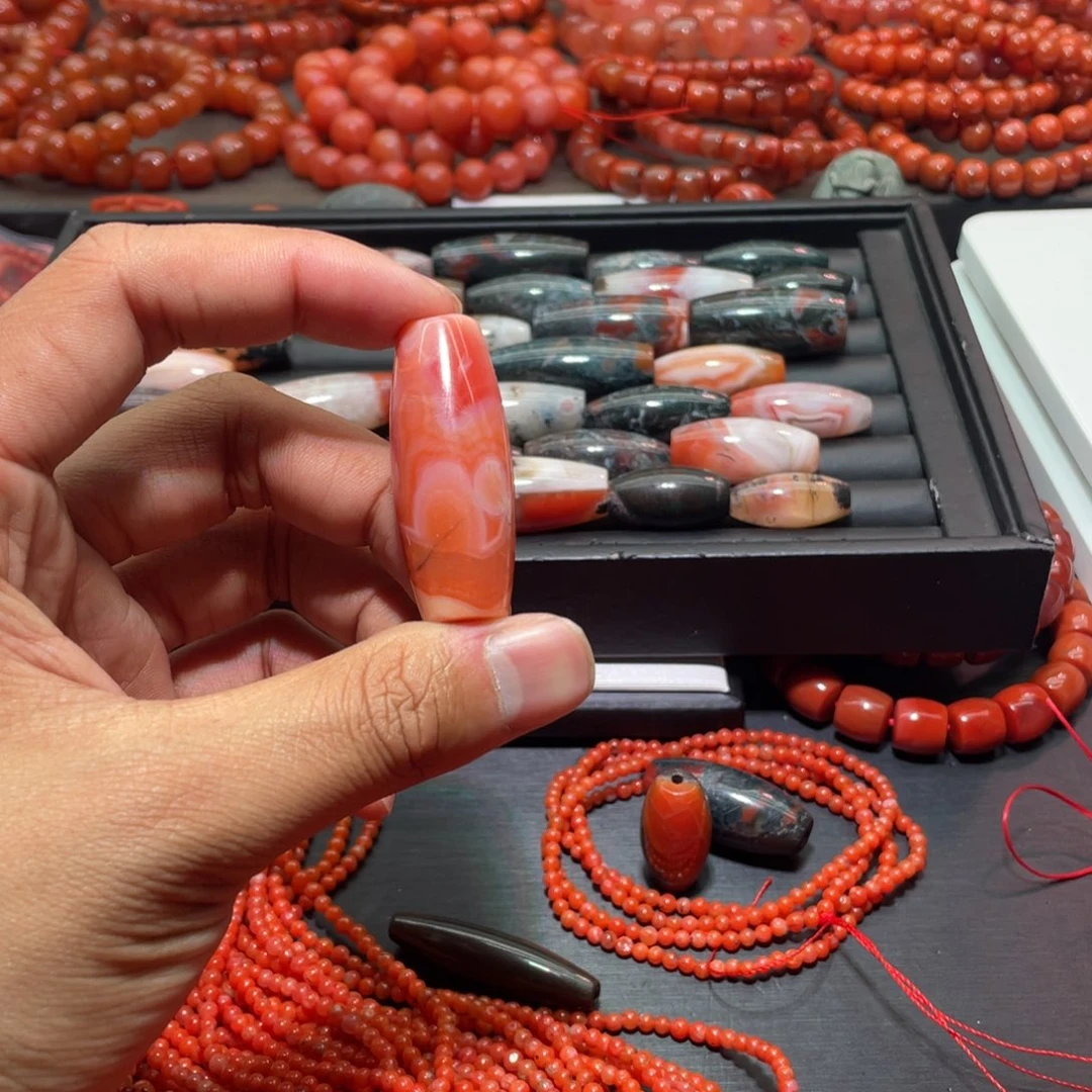 南红玛瑙手链未镶嵌…*