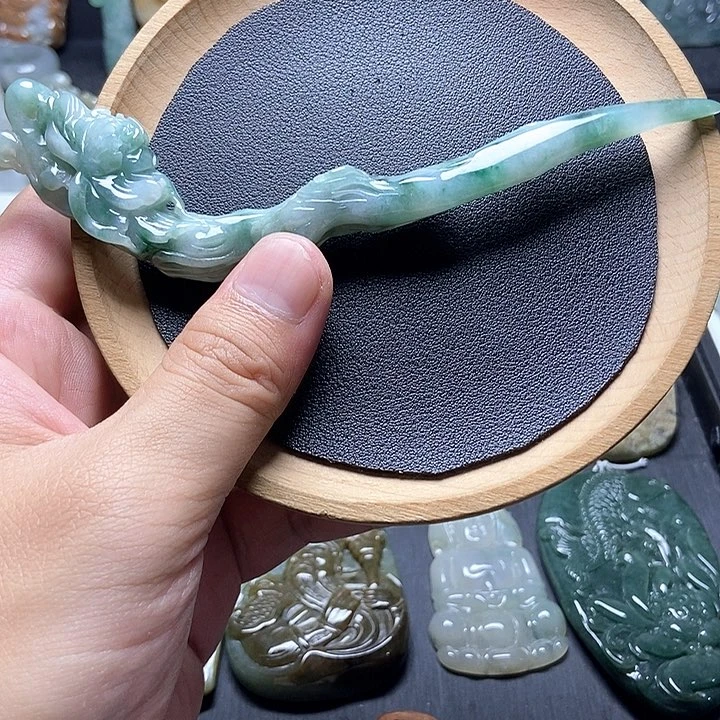 翡翠未镶嵌颈饰翡翠a货