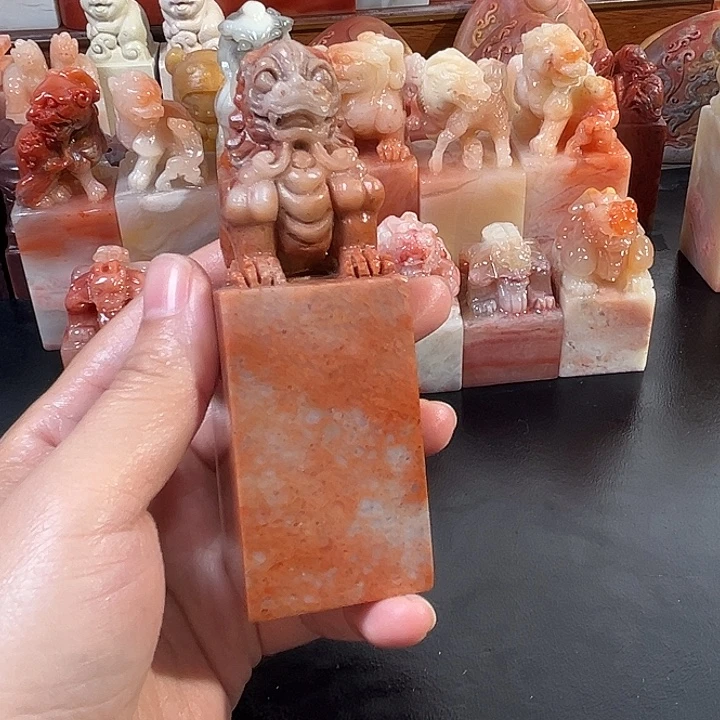 占***王老挝石印石一个印章