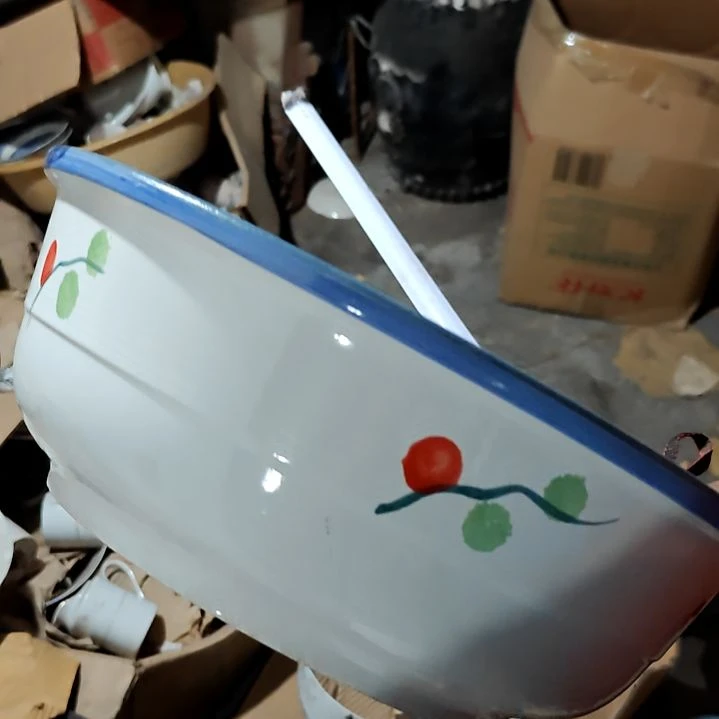 摆件陶瓷盘子碗啥都有