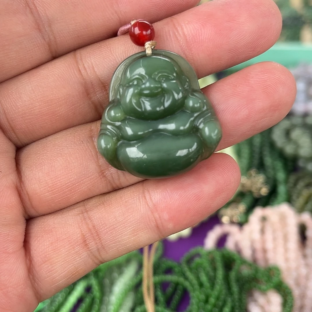 颈饰未镶嵌和田玉（糖玉）