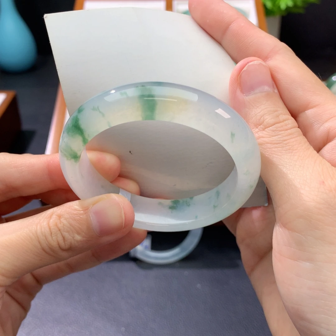 翡翠未镶嵌手镯闪购 31