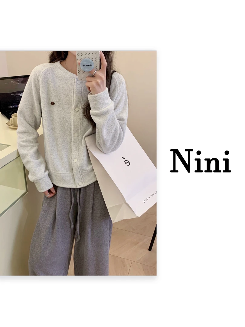 Nini 鸡蛋家小颗粒绒纯色净版外套-5cw057