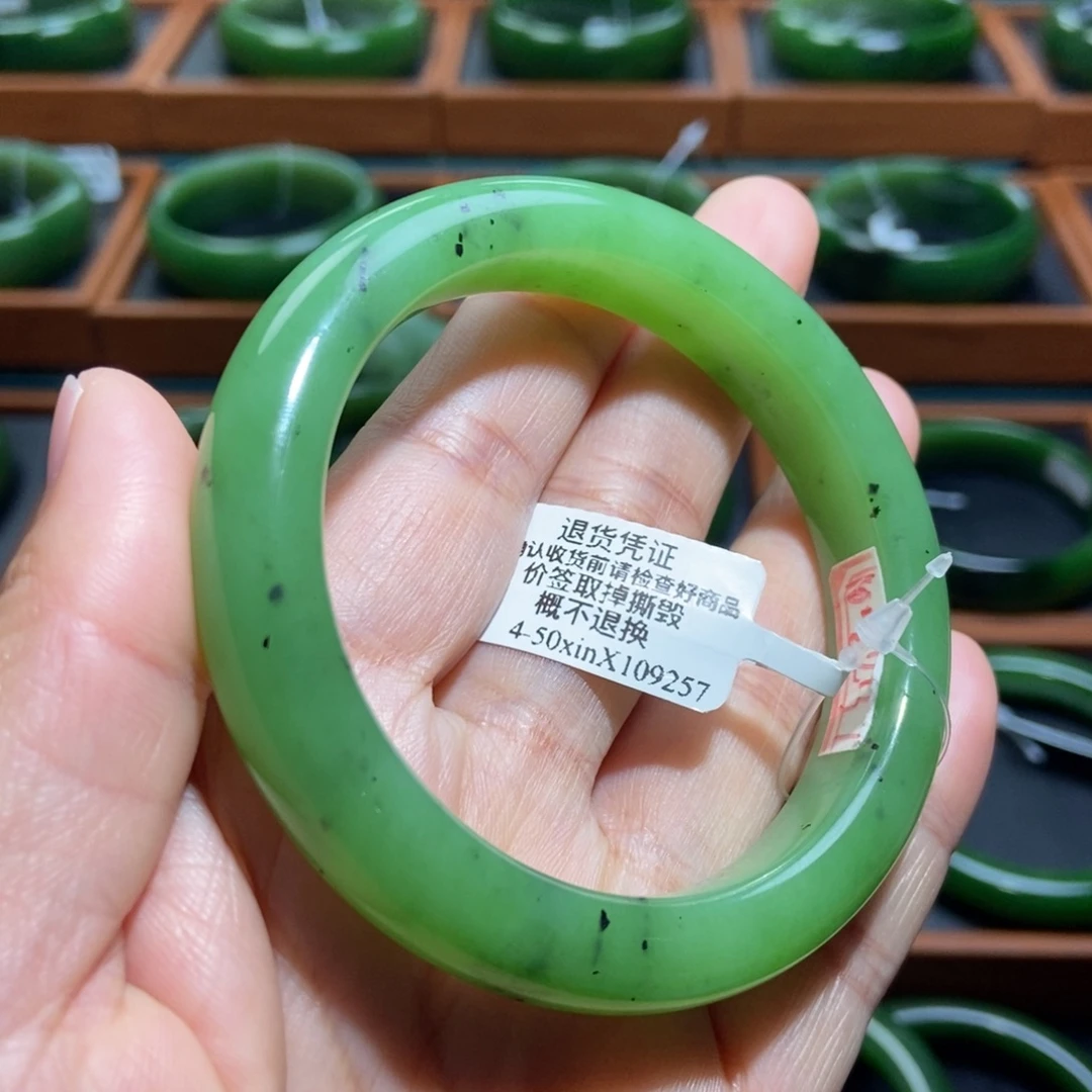 和田玉（碧玉）未镶嵌手镯苹果绿5556