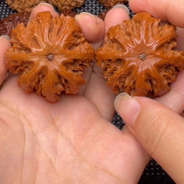 浩***然把件文玩核桃八棱03