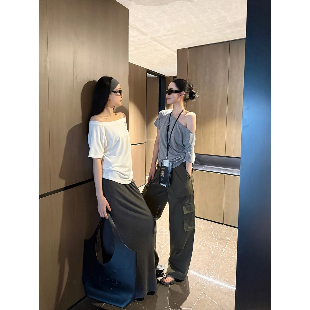 周淼【力荐云朵感 斜肩两穿】插肩袖斜肩T恤女 露肩上衣ZM25T8593Z