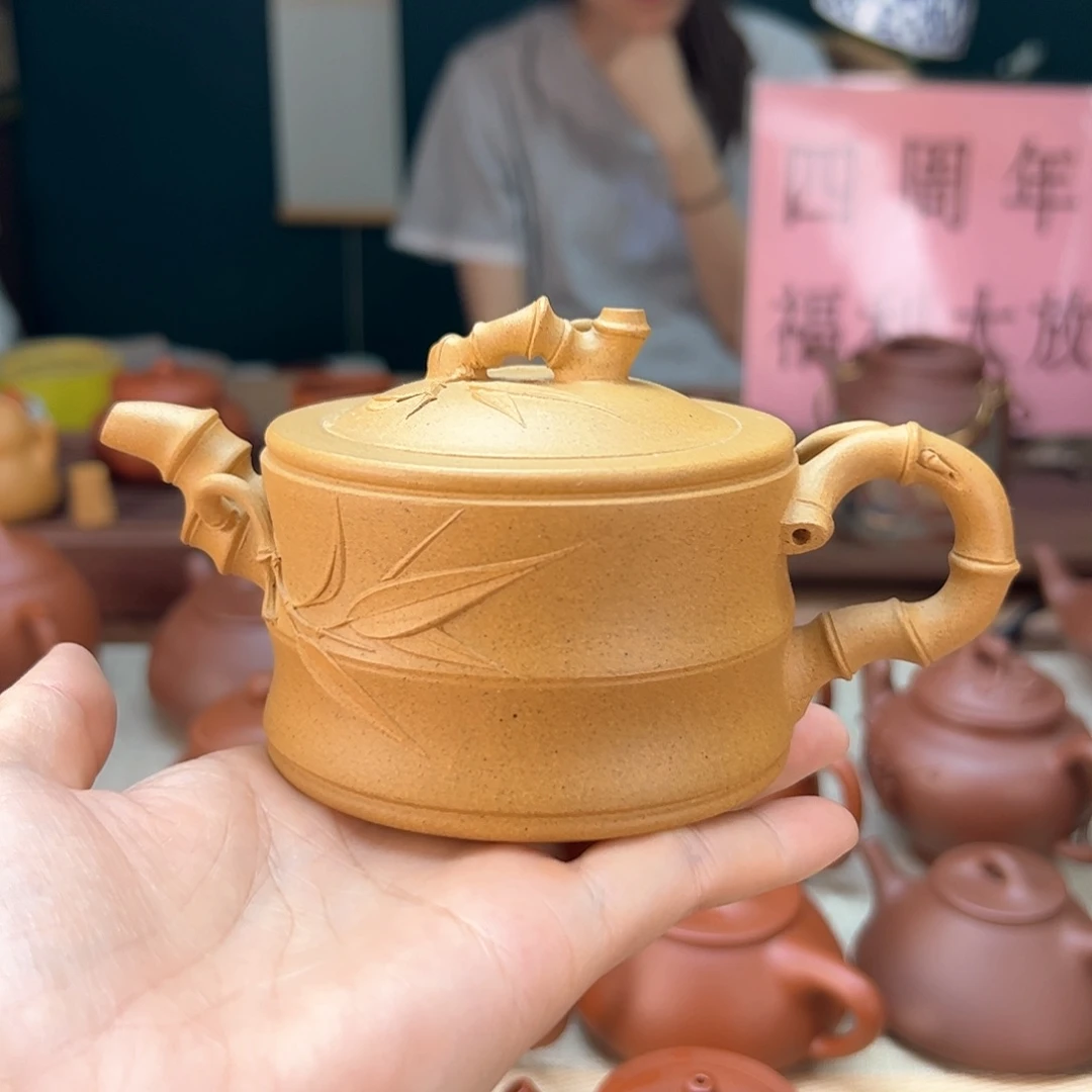 利***）紫砂茶壶原矿泥料手工制作