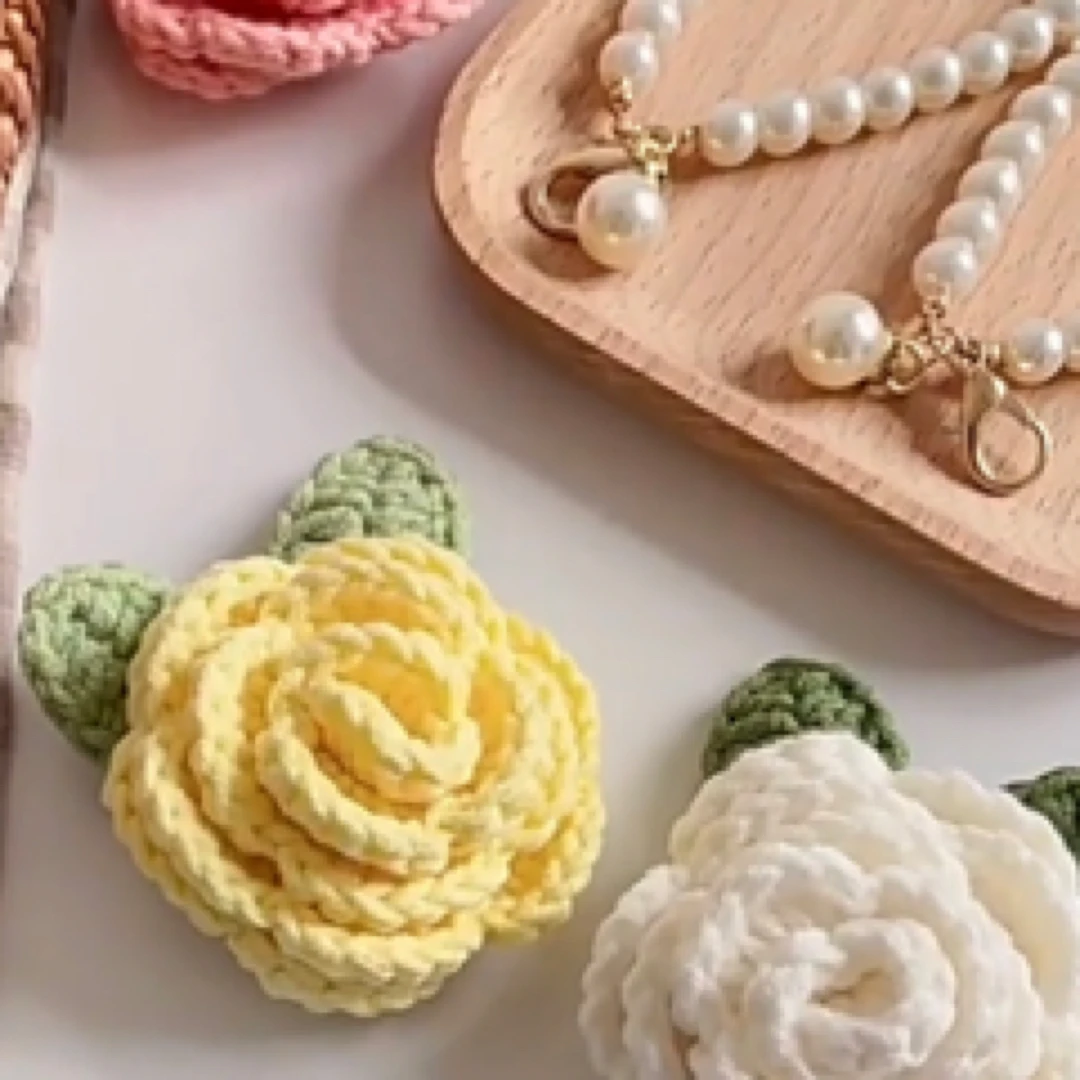 檀健次养大的黄玫瑰挂件手工针织毛线成品钩针小炭火挂件手工