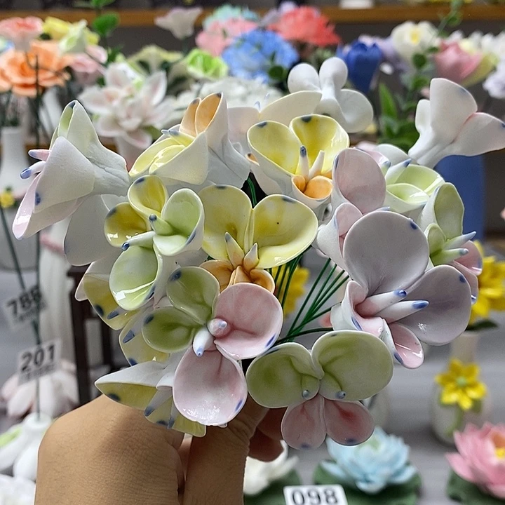 陶瓷陶瓷材料3只蝴蝶随机发