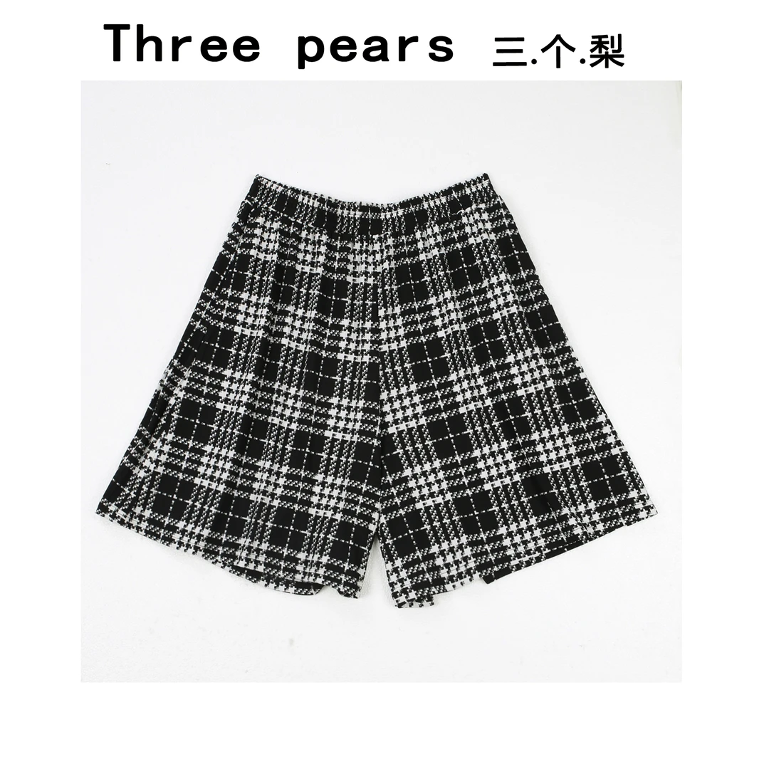 春日来信方格休闲度假短裤MM2003（110-190斤）