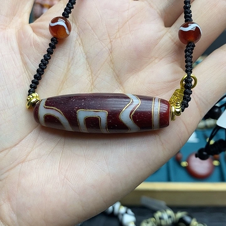 玛瑙/玉髓（覆膜）颈饰合金