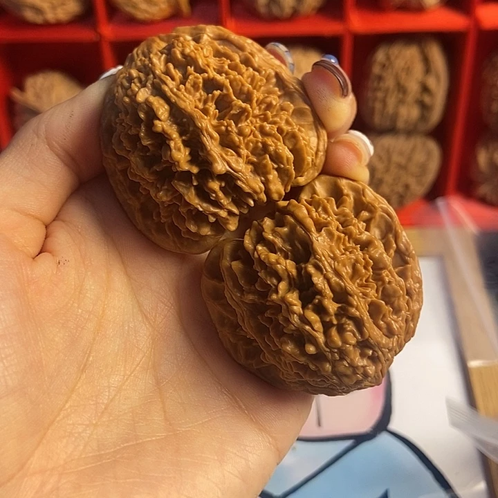 桃核吊坠43星星眼180