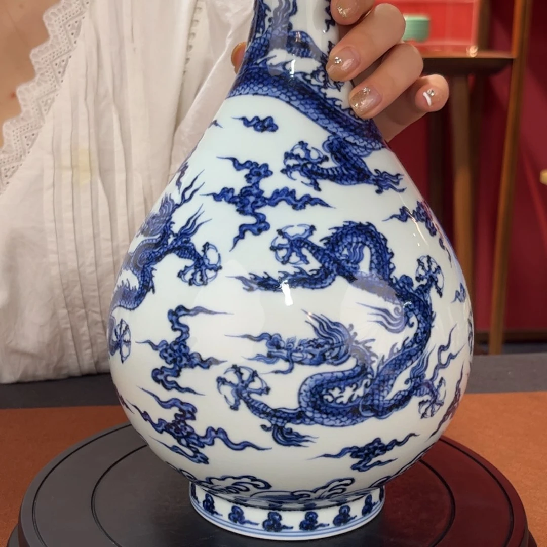 摆件皇窑青花五龙纹玉壶春瓶