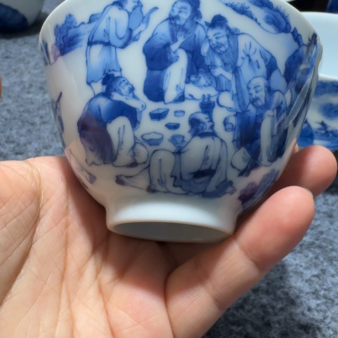 坤***哥景德镇现代陶瓷杯