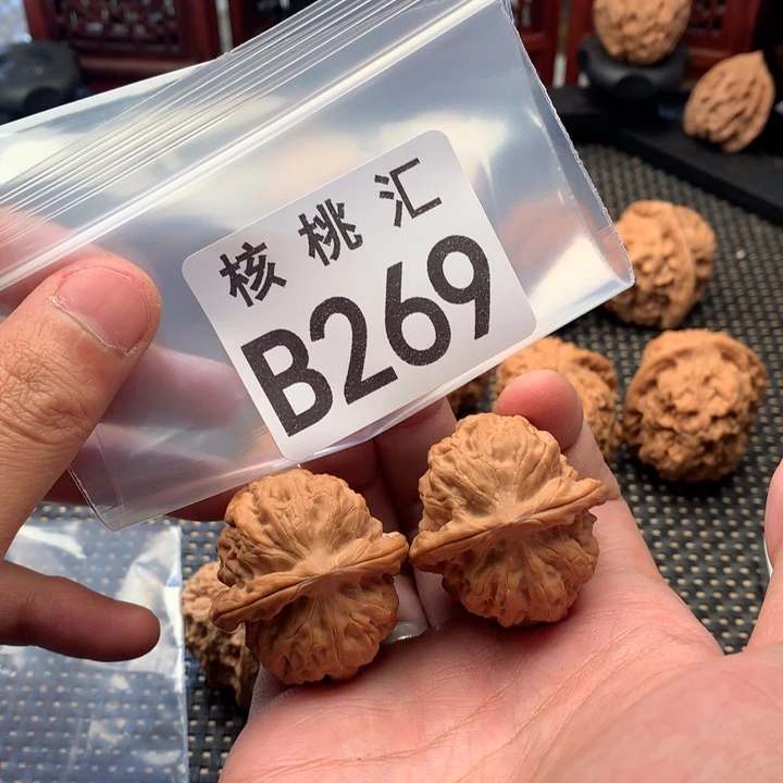 吊坠文玩核桃霸王