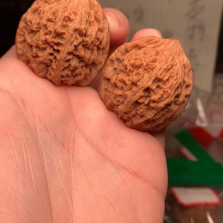 36尺寸全品满天星文玩核桃