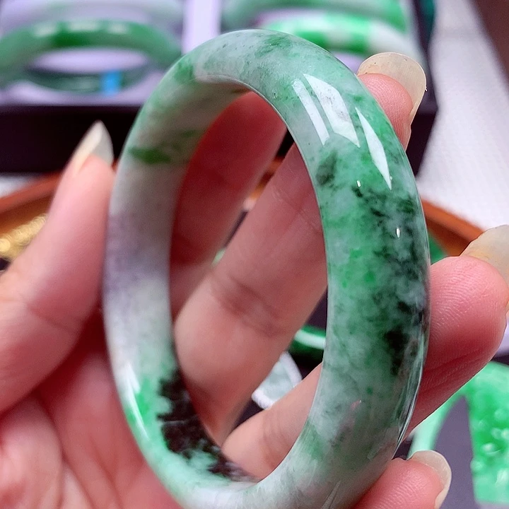 未镶嵌手镯翡翠翡翠