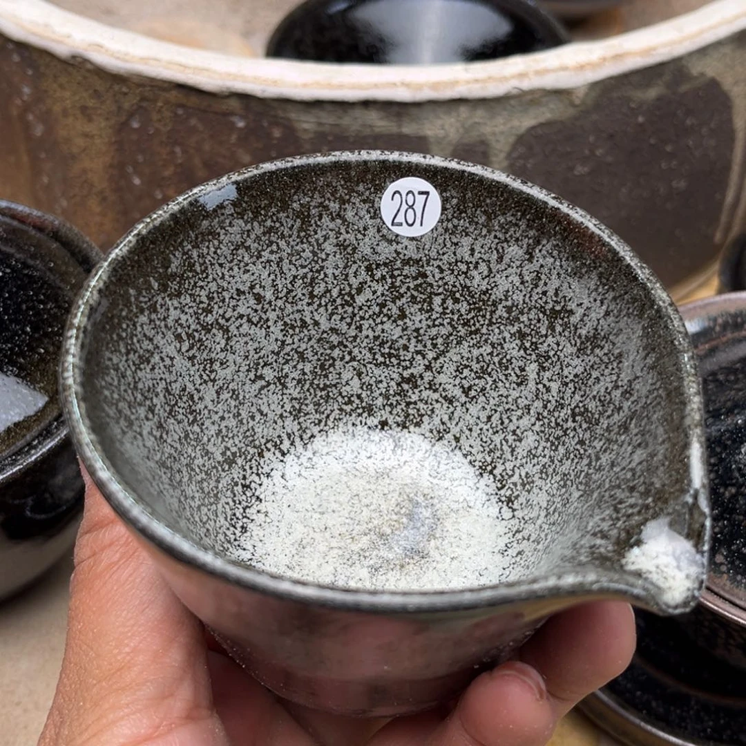 茶盏义兴龙窑坚持真柴烧微瑕