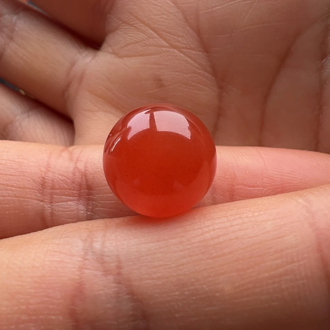 南红玛瑙未镶嵌圆珠13.6